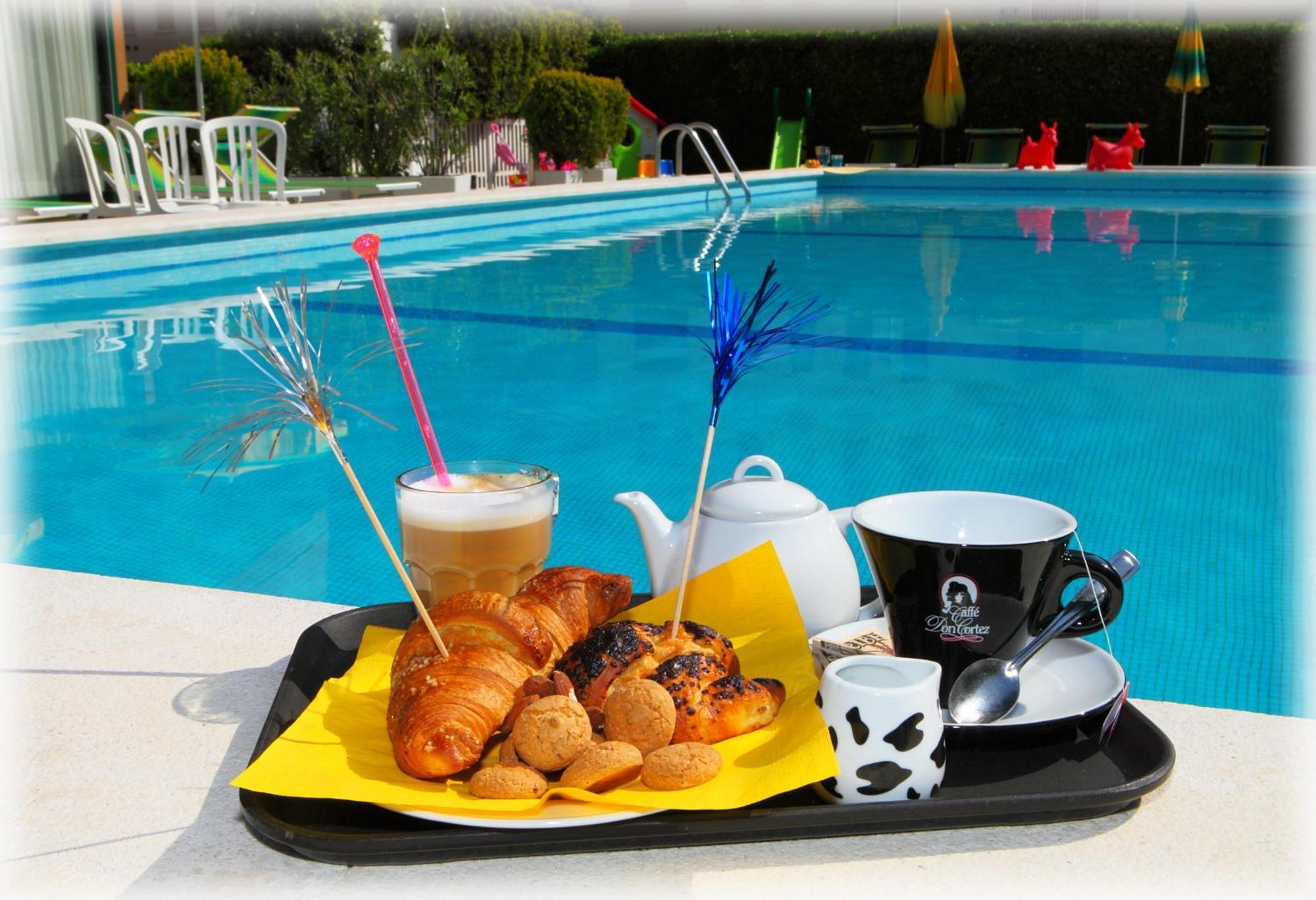 Hotel American Lido di Jesolo Bagian luar foto