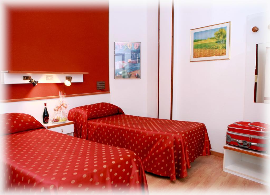 Hotel American Lido di Jesolo Bagian luar foto