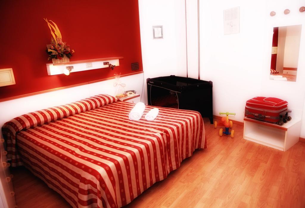 Hotel American Lido di Jesolo Bagian luar foto