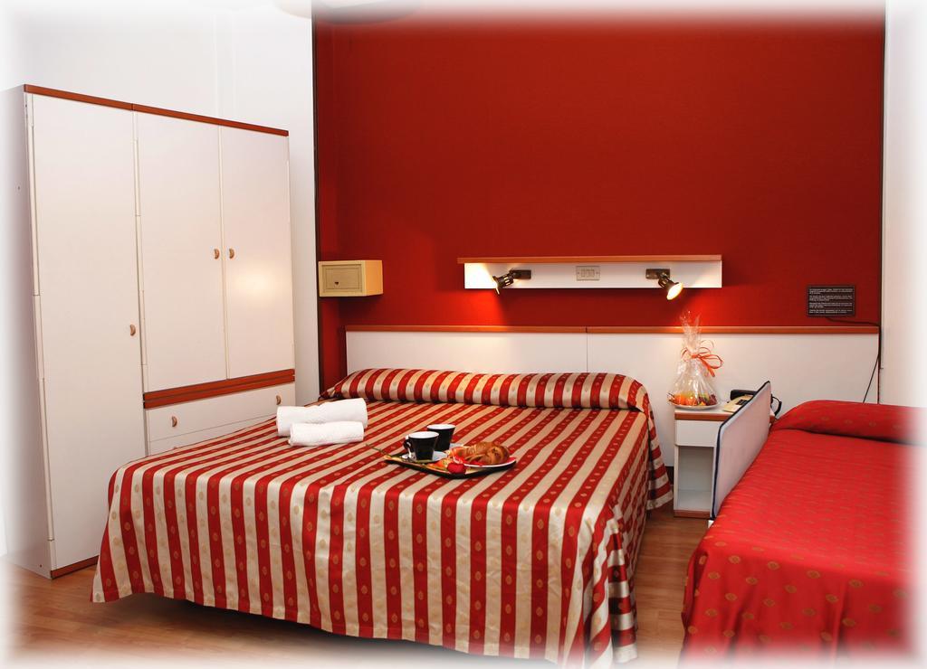 Hotel American Lido di Jesolo Bagian luar foto
