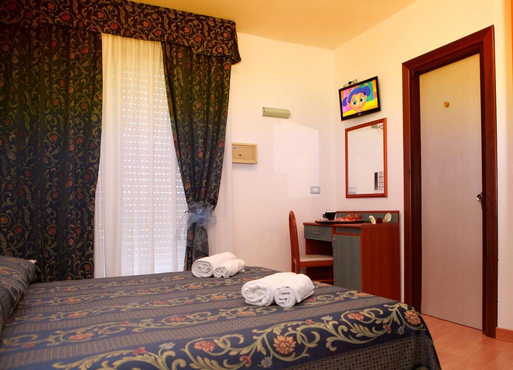 Hotel American Lido di Jesolo Bagian luar foto